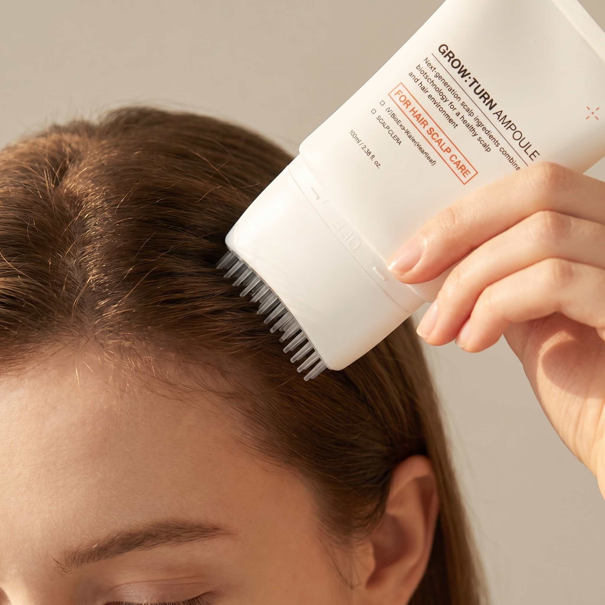 Hair serum in use